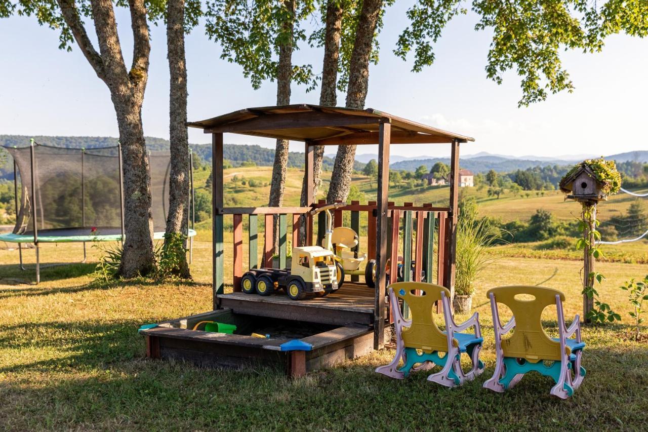 Farmstay Kotic スルニュ エクステリア 写真